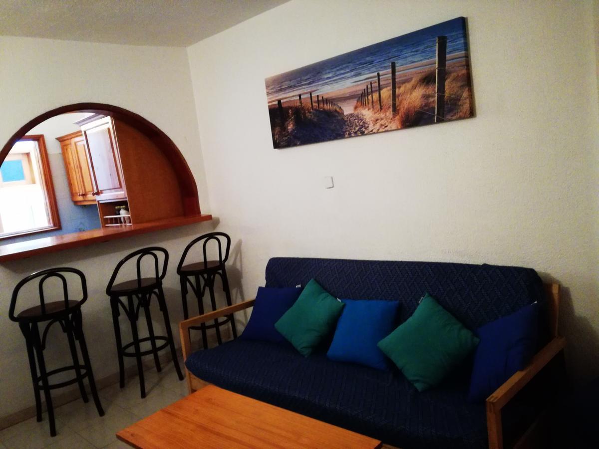 Surfhouse Hostel Famara Teguise  Luaran gambar