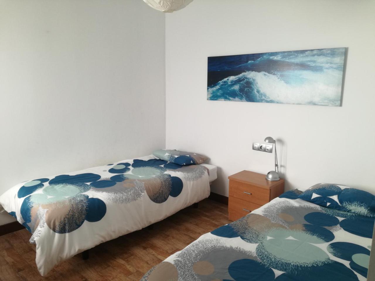 Surfhouse Hostel Famara Teguise  Luaran gambar