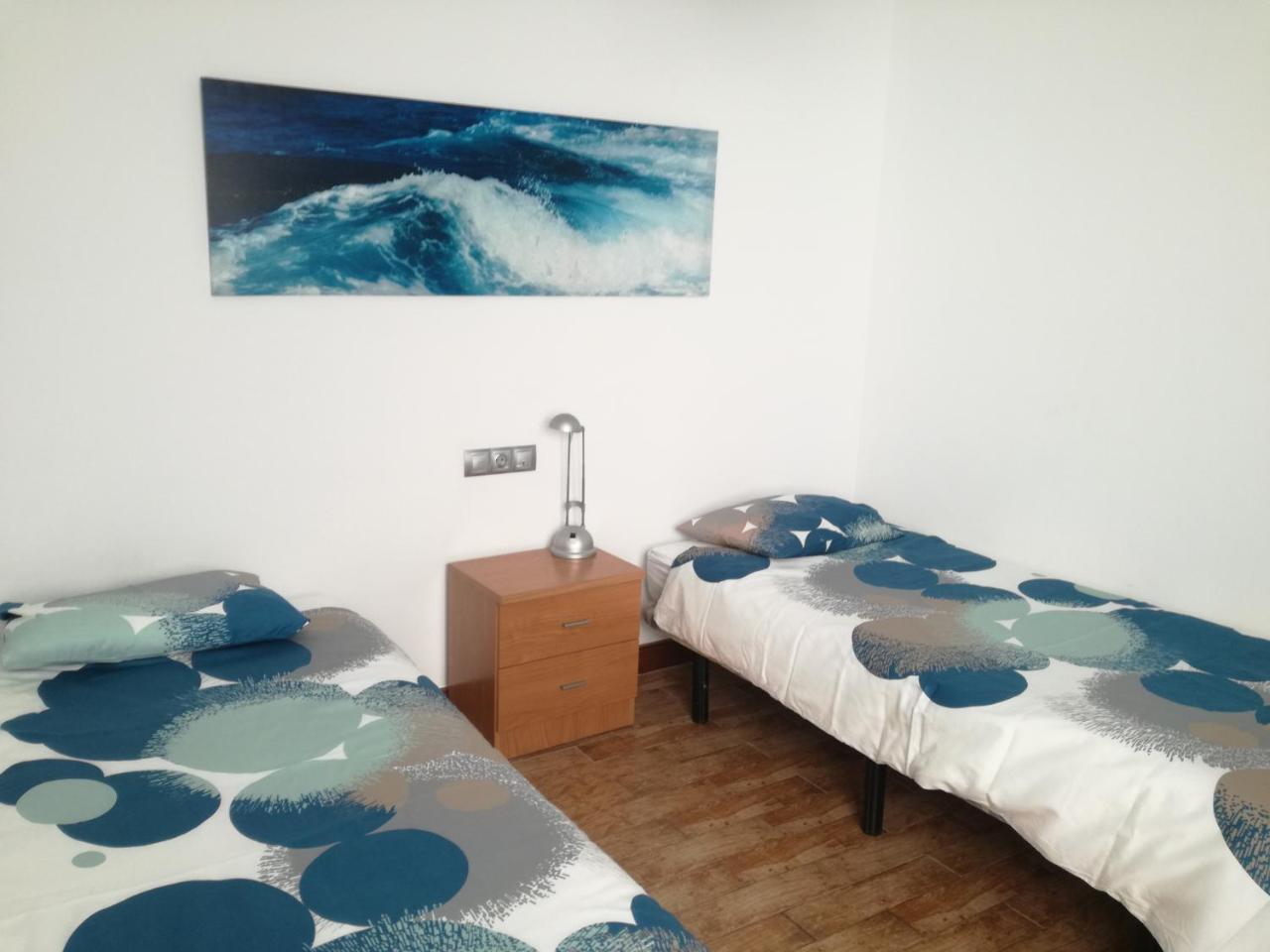 Surfhouse Hostel Famara Teguise  Luaran gambar